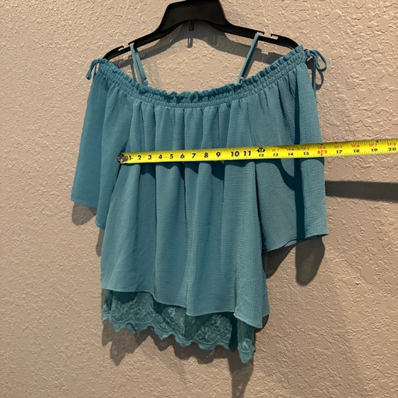 IZ Blue Off the Shoulder Top - Size S - Picture 7 of 8
